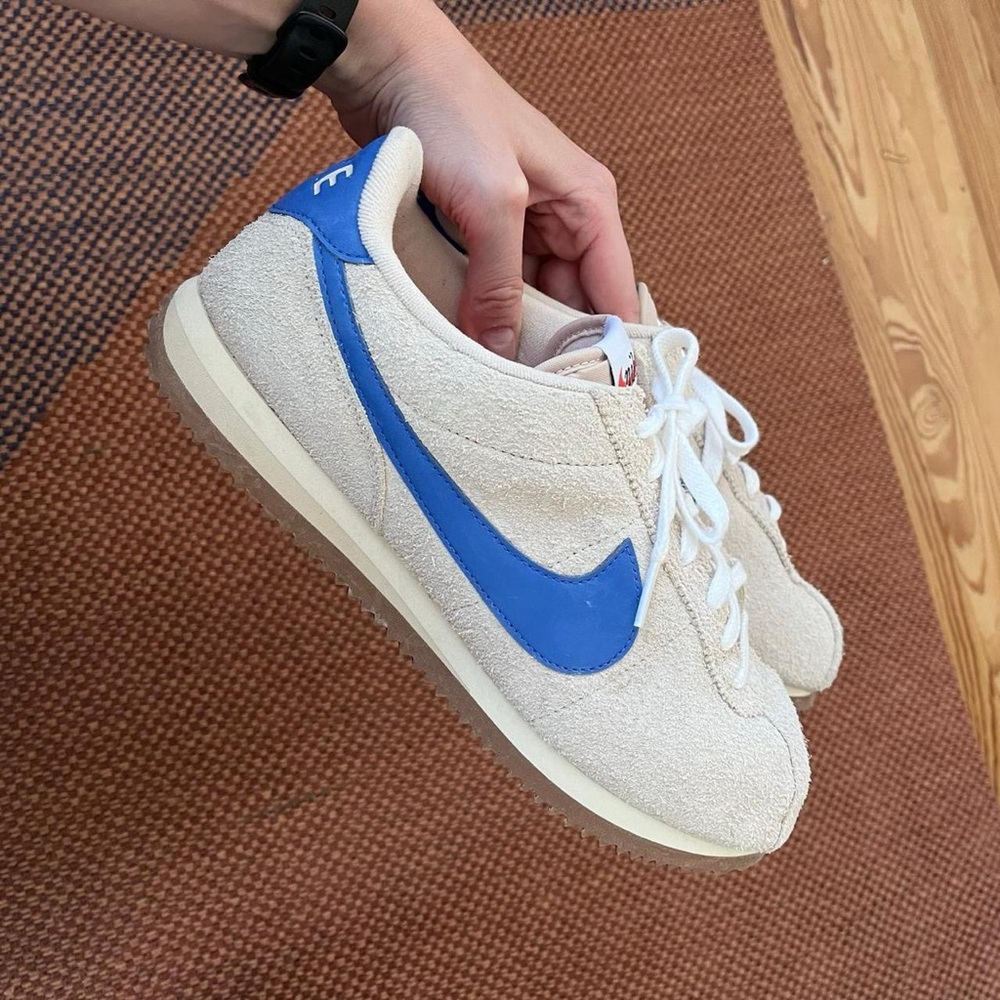 Nike Cortez Women’s Sneakers in Suede